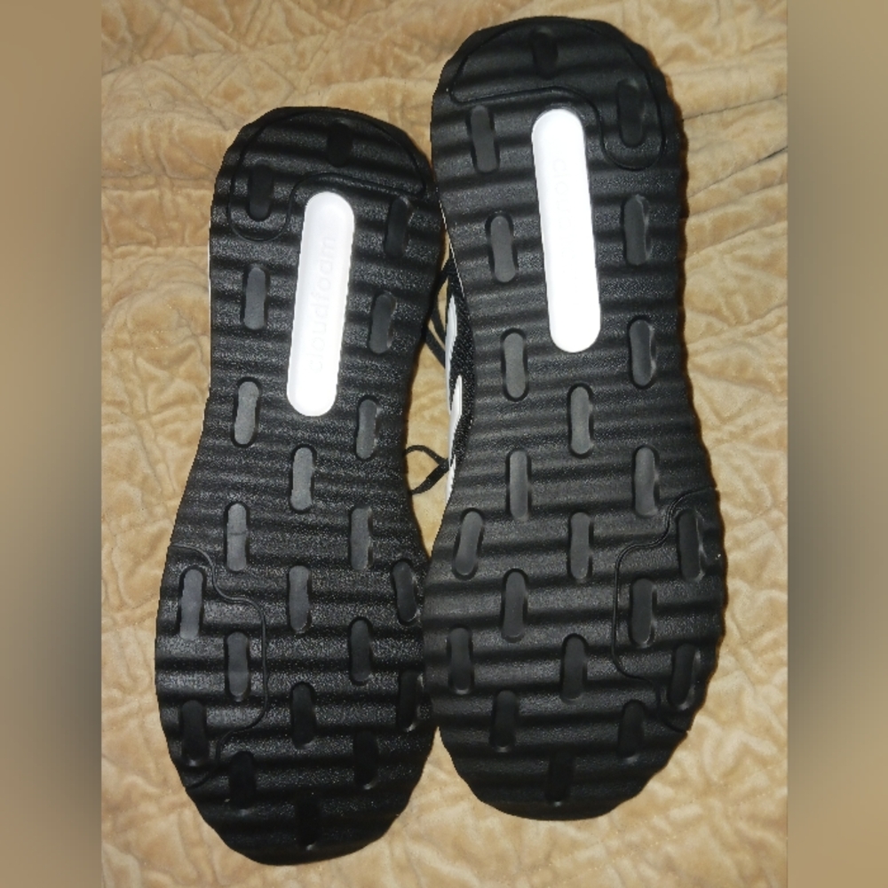 Adidas Black and White Sneakers - Picture 4 of 8